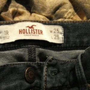 Hollister Jeans size 1R